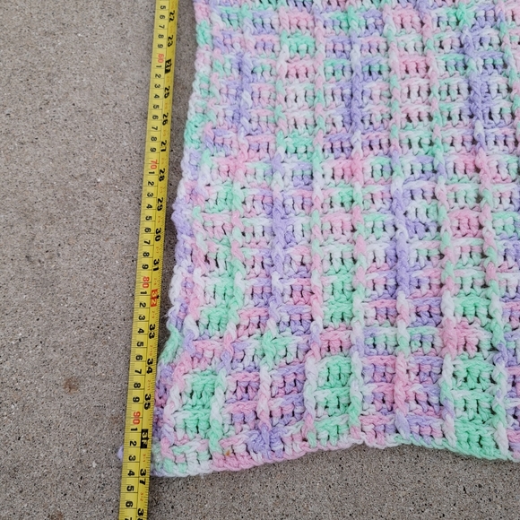 VINTAGE Crochet Blanket Pastel - Picture 6 of 11